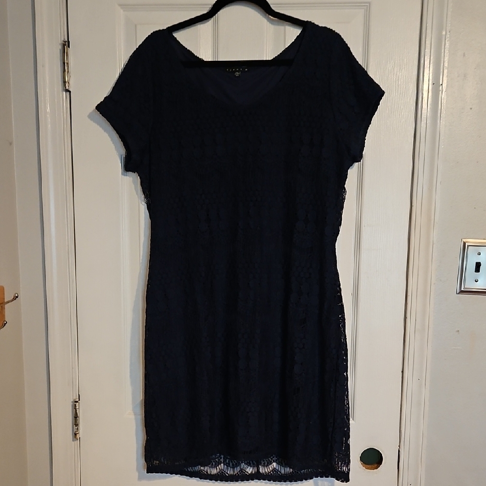Tiana B Black Sheath Mini Dress Scoop Neck